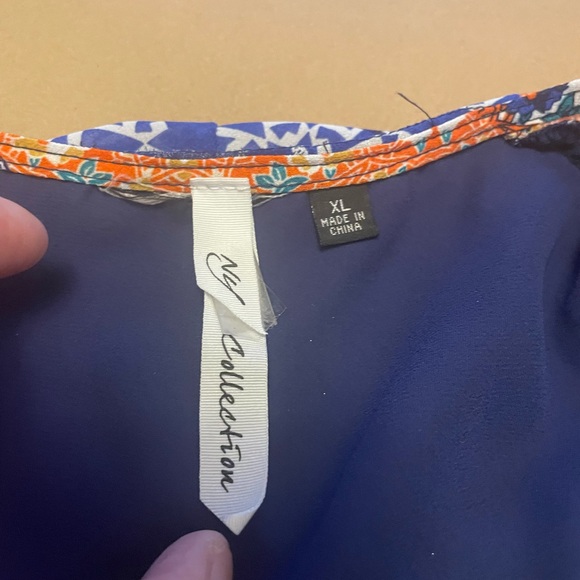 Beautiful Bohemian Print Women's Top. 3/4 sleeves and built in royal blue tank. - Picture 4 of 5